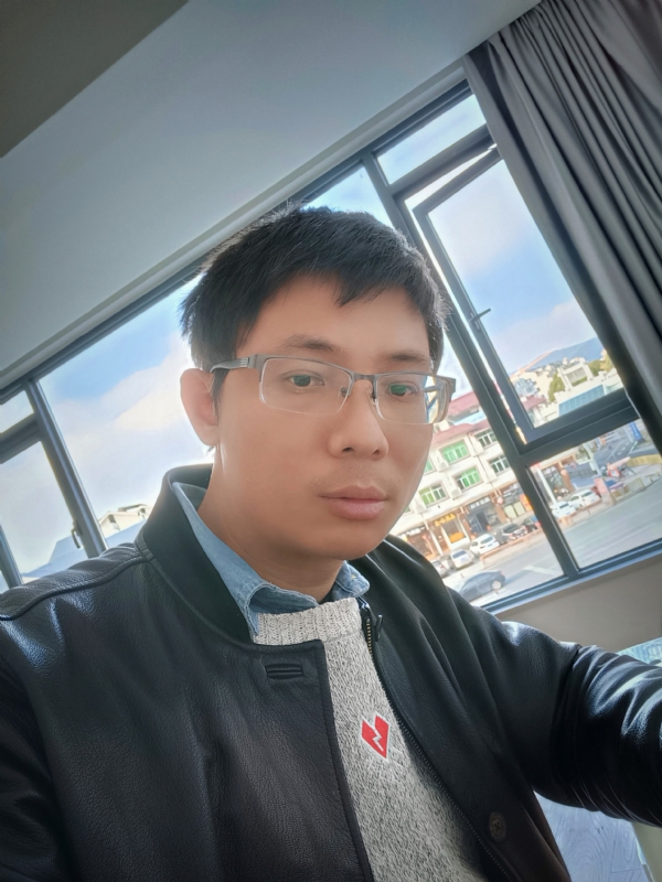 也许只是缺少一个拥抱的第二张照片--沙县征婚网